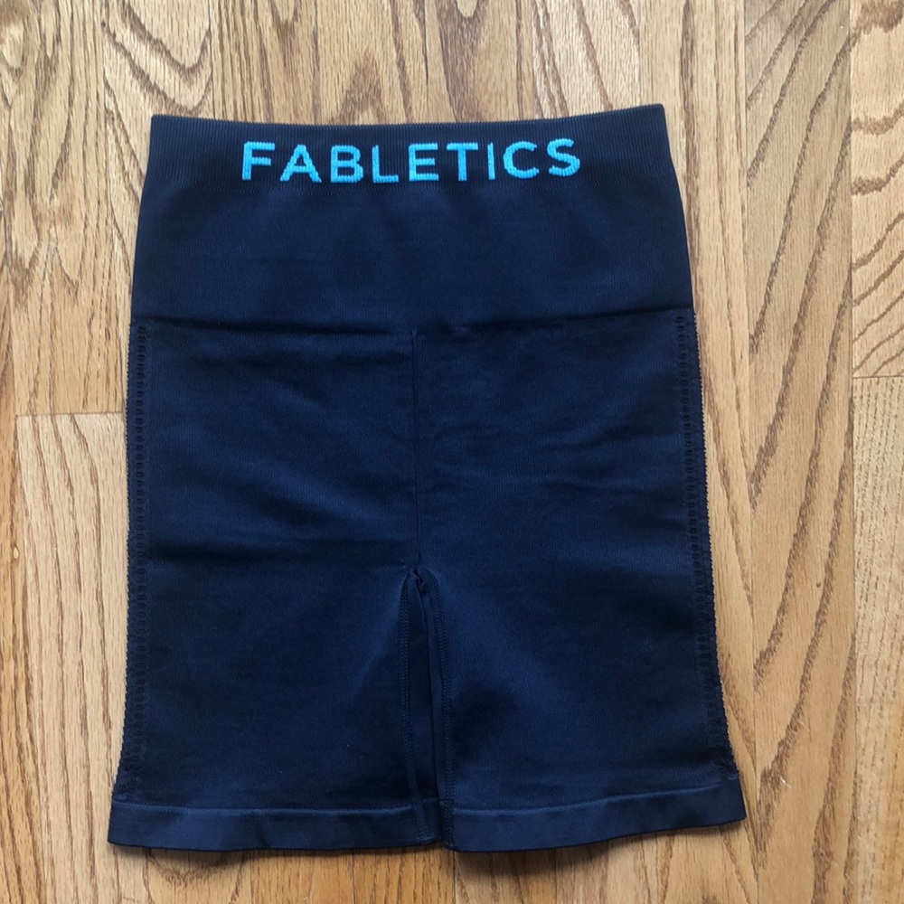 Fabletics Shorts Sync Seamless High-Waisted 6'' size xs NEW WITH TAGS